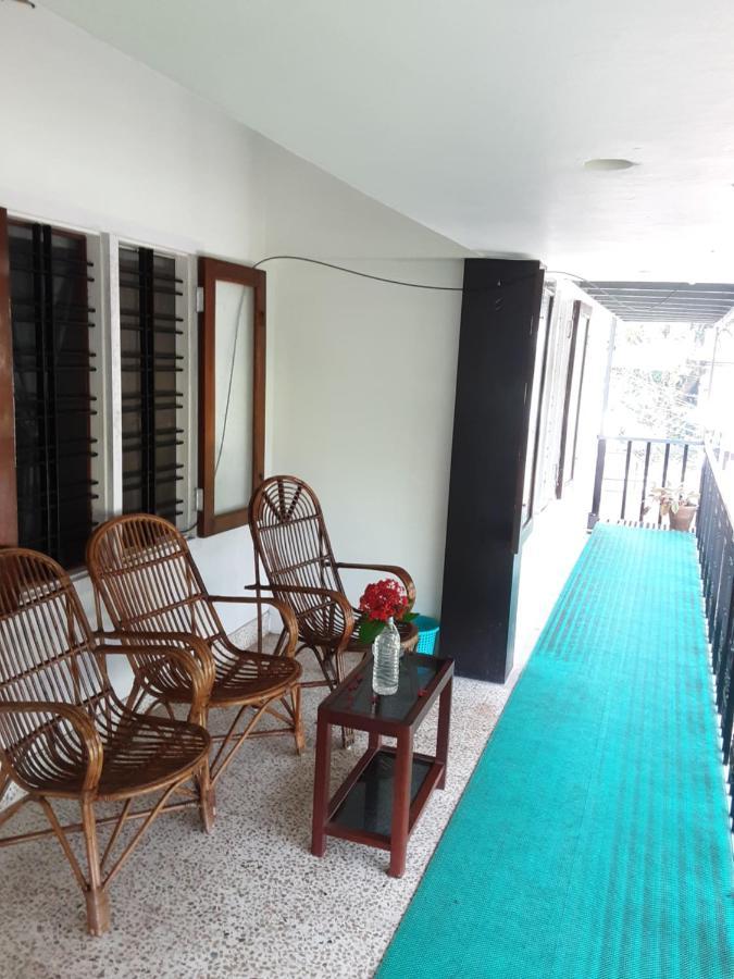Paradise Inn Guest House Alappuzha ภายนอก รูปภาพ